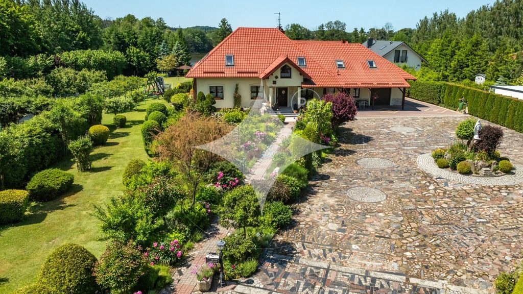 dom wolnostojący, 11 pokoi Rudzienice. Zdjęcie 30