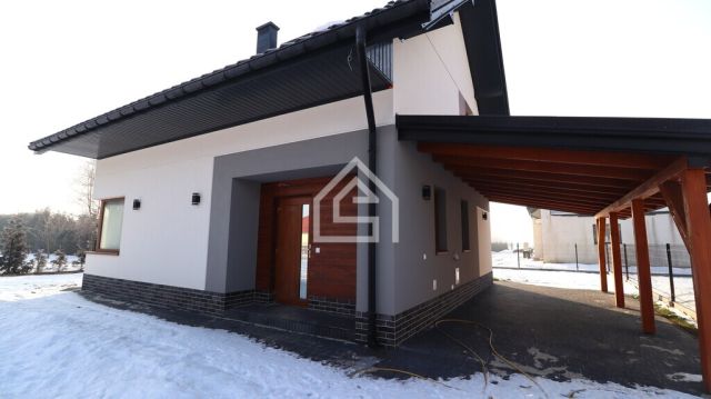 dom wolnostojący, 5 pokoi Kłaj. Zdjęcie 19