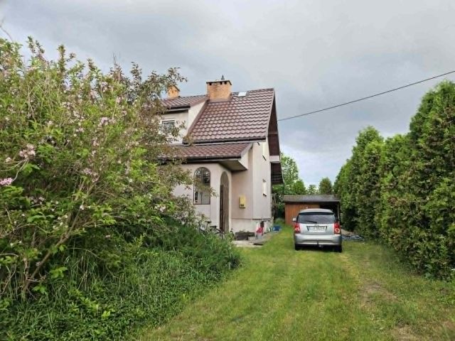 dom wolnostojący, 4 pokoje Skrobów-Kolonia. Zdjęcie 1