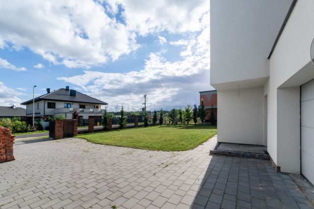 dom wolnostojący, 6 pokoi Stare Babice, ul. Bajkowa. Zdjęcie 7