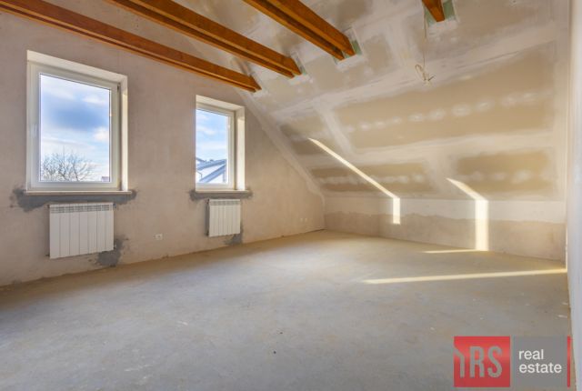 bliźniak, 16 pokoi Warszawa Wawer, ul. Kombajnistów. Zdjęcie 9