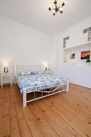 Mieszkanie 3-pokojowe Jelenia Góra Centrum, ul. Teatralna. Zdjęcie 2