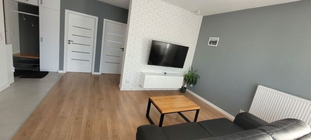 Mieszkanie 3-pokojowe Niepołomice, ul. Władysława Wimmera. Zdjęcie 1