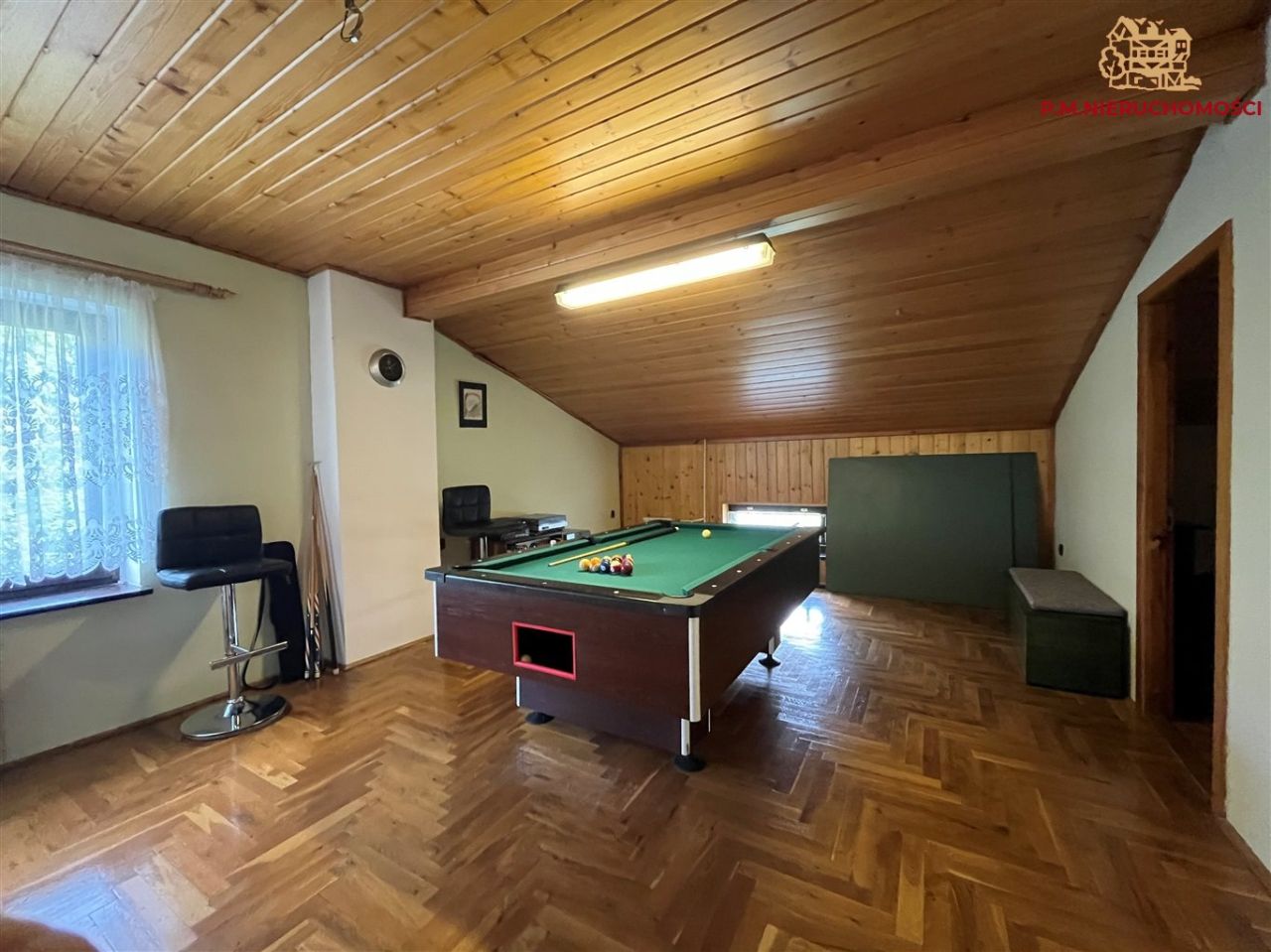 dom wolnostojący, 18 pokoi Brenna. Zdjęcie 13