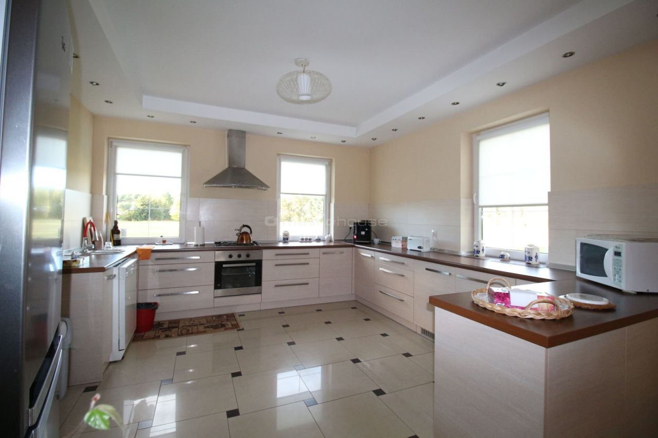 dom wolnostojący, 12 pokoi Przepitki. Zdjęcie 8