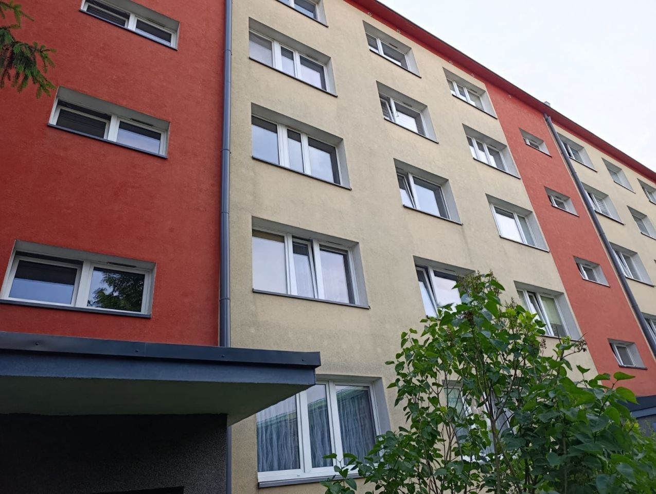 Mieszkanie 3-pokojowe Częstochowa Raków, ul. Lenartowicza. Zdjęcie 1