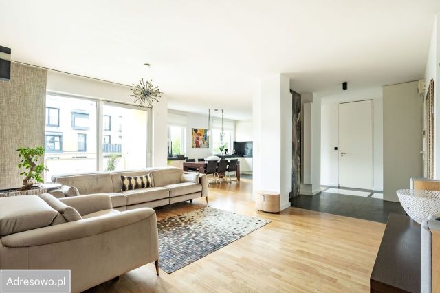 Mieszkanie 4-pokojowe Warszawa Ochota, ul. Zadumana. Zdjęcie 1