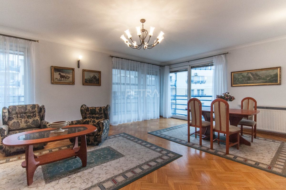 Mieszkanie 4-pokojowe Warszawa Ochota, ul. Pandy. Zdjęcie 1