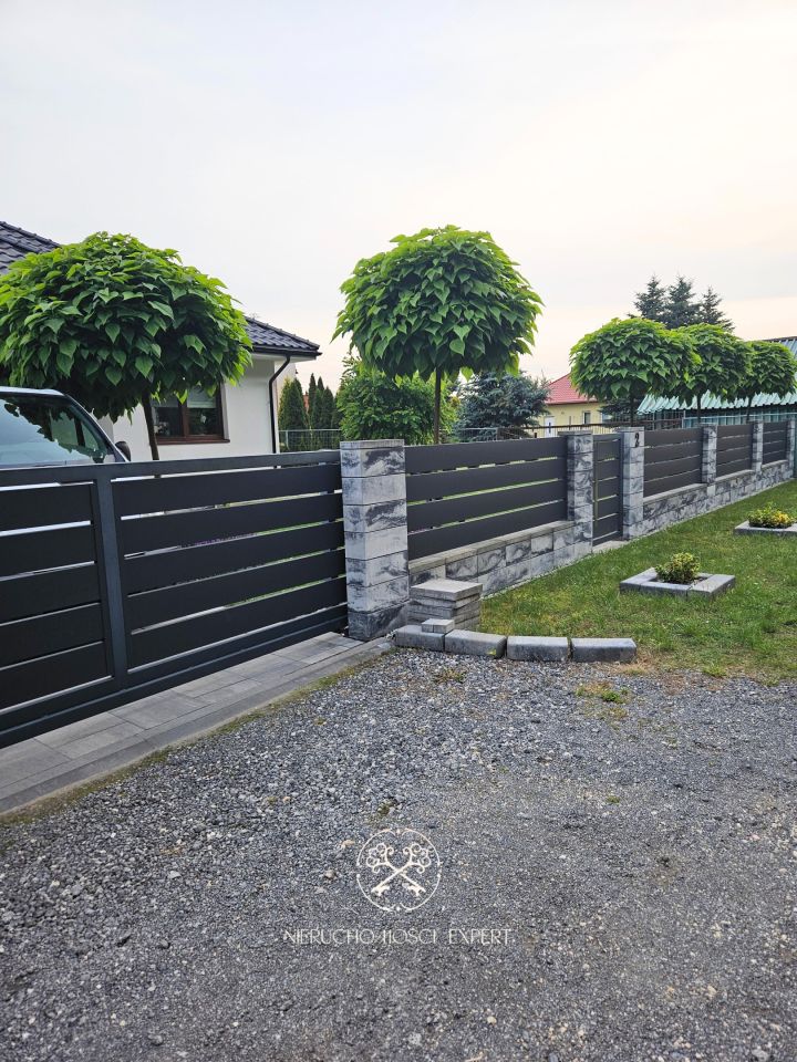 dom wolnostojący, 4 pokoje Ostrowiec Świętokrzyski Gutwin, ul. Fiołkowa. Zdjęcie 5