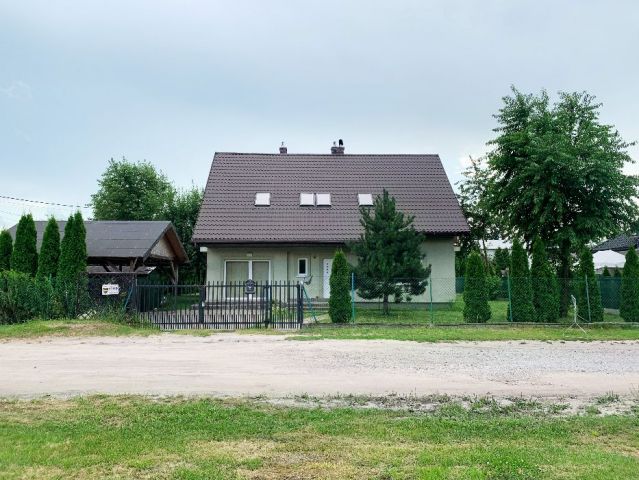 dom wolnostojący Milanówek, ul. Zielna. Zdjęcie 1