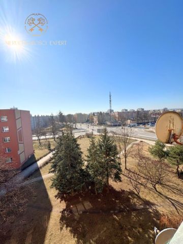Mieszkanie 3-pokojowe Ostrowiec Świętokrzyski, os. Pułanki. Zdjęcie 9