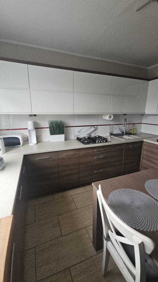 Mieszkanie 4-pokojowe Legnica Piekary Wielkie, ul. Hubalczyków. Zdjęcie 11