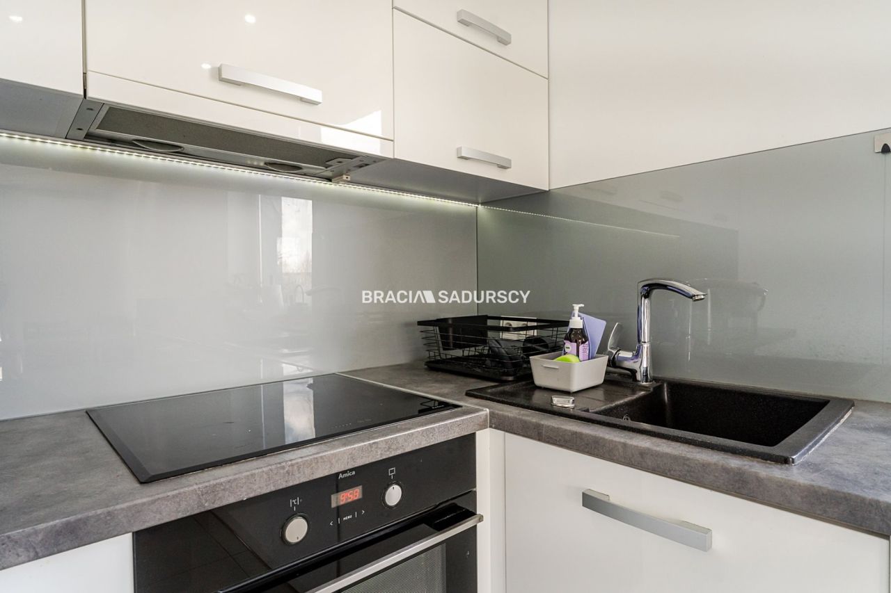 Mieszkanie 2-pokojowe Kraków Czyżyny, al. Jana Pawła II. Zdjęcie 24