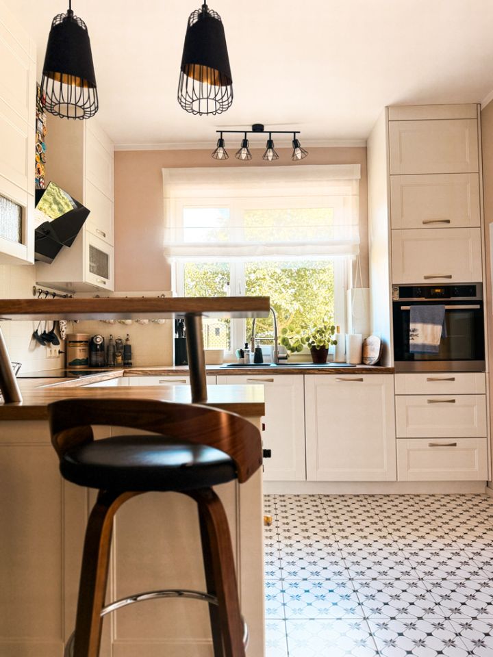 dom wolnostojący, 6 pokoi Charbrowo, ul. Dębowa. Zdjęcie 3