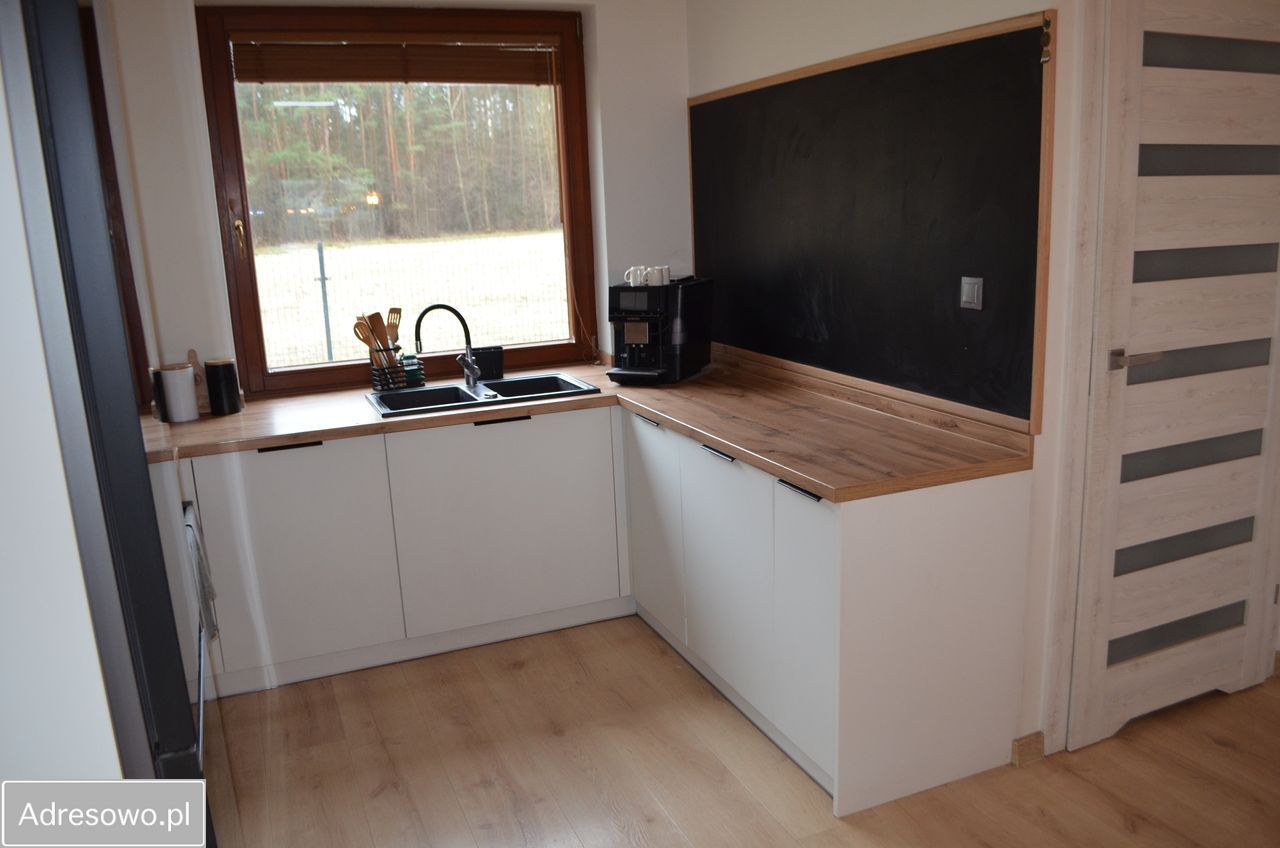 dom wolnostojący, 3 pokoje Lisie Kąty, ul. Szybowcowa. Zdjęcie 3