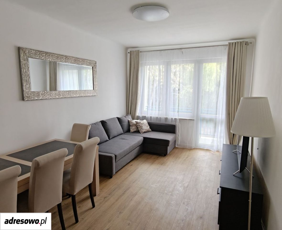 Mieszkanie 2-pokojowe Warszawa Ursus, ul. Kolorowa. Zdjęcie 1