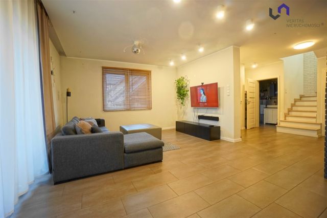 dom wolnostojący, 4 pokoje Ornontowice, ul. Grabowa. Zdjęcie 1