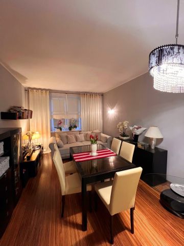 Mieszkanie 2-pokojowe Opole Śródmieście, ul. Augustyna Kośnego. Zdjęcie 1