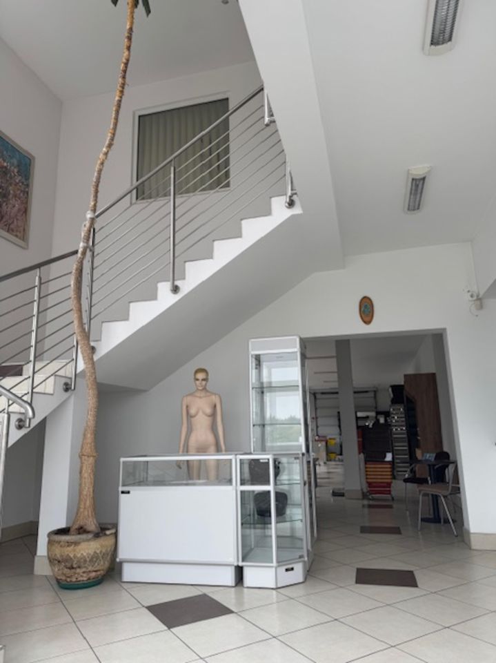 Hala/magazyn Zakręt, ul. Trakt Brzeski. Zdjęcie 3