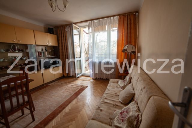 Mieszkanie 2-pokojowe Warszawa Okęcie, ul. Kazimierza Zarankiewicza. Zdjęcie 3