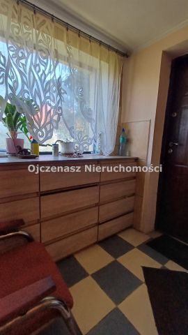 dom wolnostojący, 2 pokoje Łochowo. Zdjęcie 5