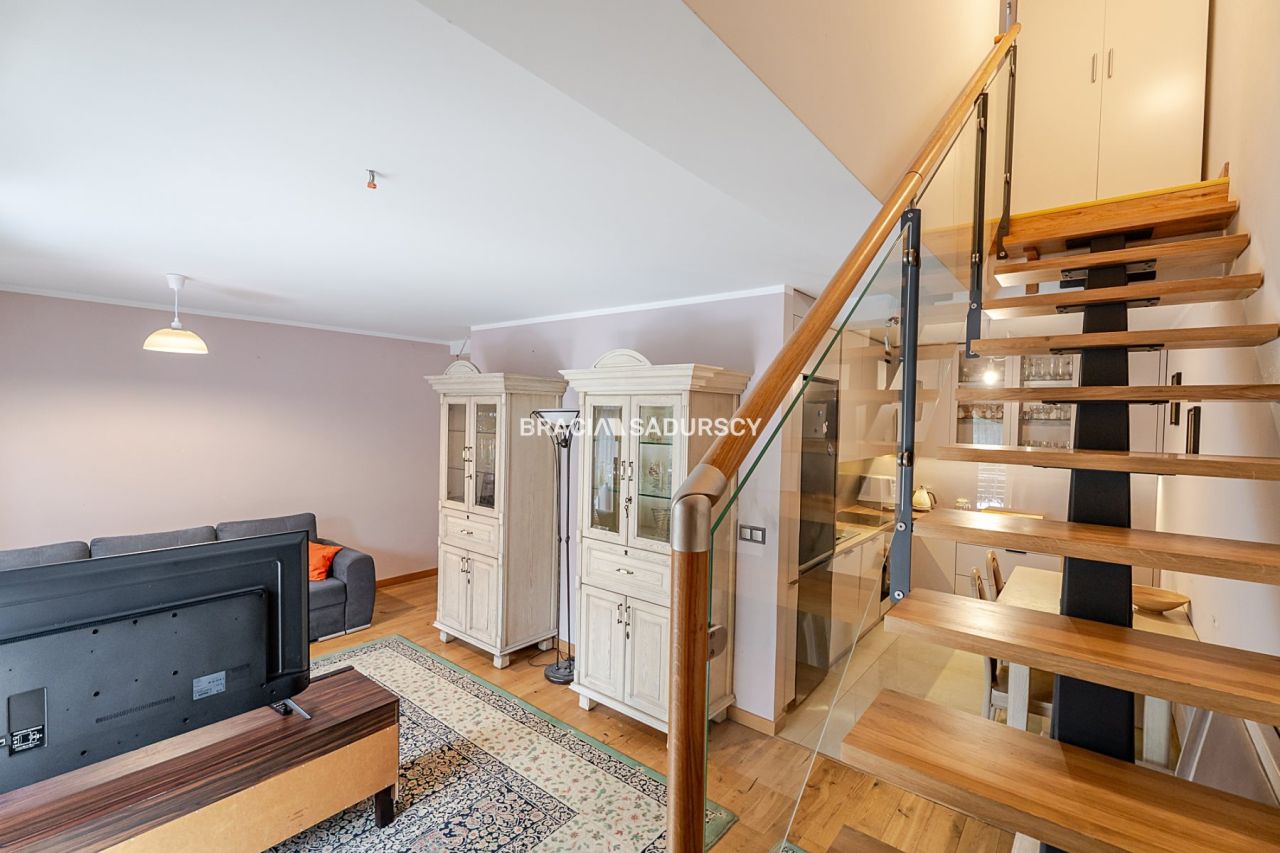 Mieszkanie 3-pokojowe Kraków Swoszowice, ul. Leona Petrażyckiego. Zdjęcie 23