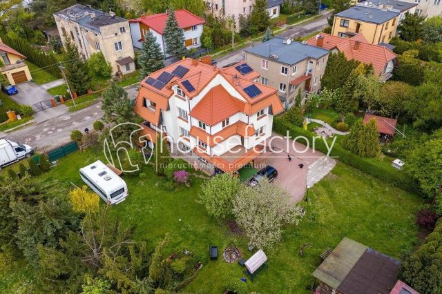 dom wolnostojący, 12 pokoi Łódź Stare Rokicie. Zdjęcie 1