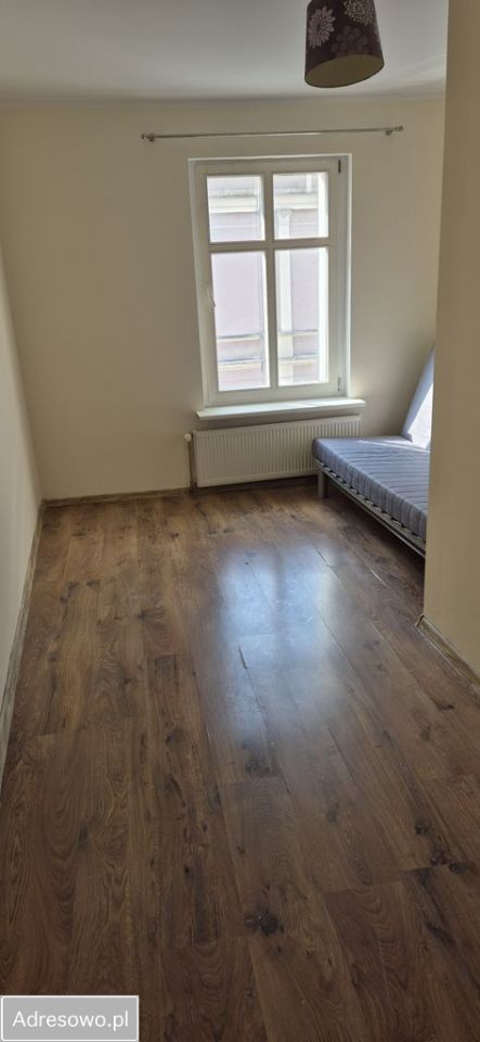 Mieszkanie 4-pokojowe Jelenia Góra Centrum, ul. 1 Maja. Zdjęcie 3