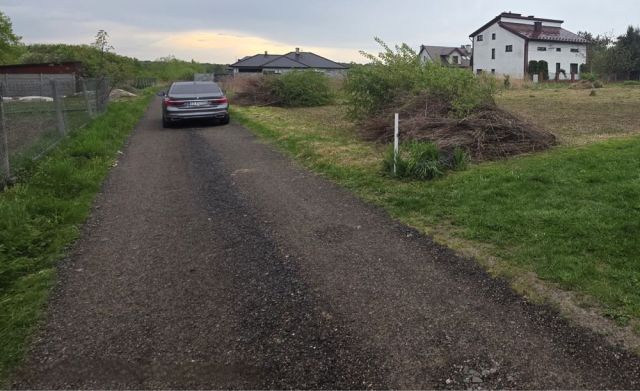 Działka budowlana Tarnów Krzyż, ul. Czesława Niemena. Zdjęcie 1