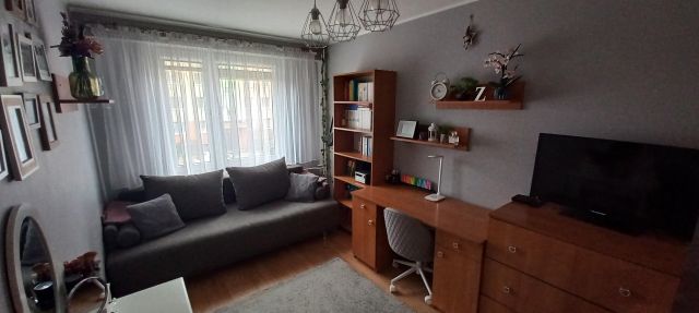 Mieszkanie 3-pokojowe Wałcz Dolne Miasto, os. Dolne Miasto. Zdjęcie 5