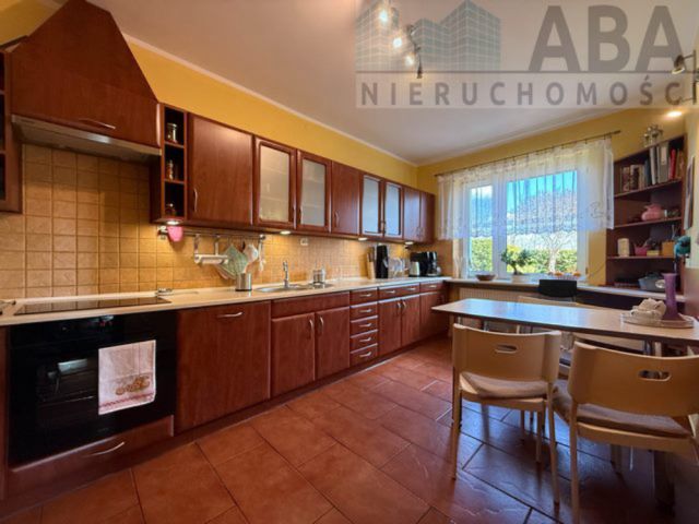 dom wolnostojący, 7 pokoi Dobre, ul. Powstańców. Zdjęcie 6