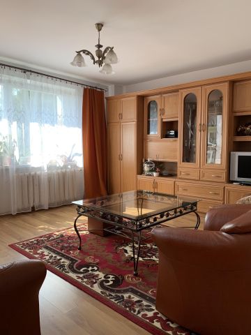 Mieszkanie 3-pokojowe Kazimierza Wielka, ul. Partyzantów. Zdjęcie 1