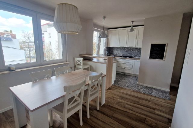 Mieszkanie 3-pokojowe Częstochowa Tysiąclecie, ul. Dąbrowskiego. Zdjęcie 1