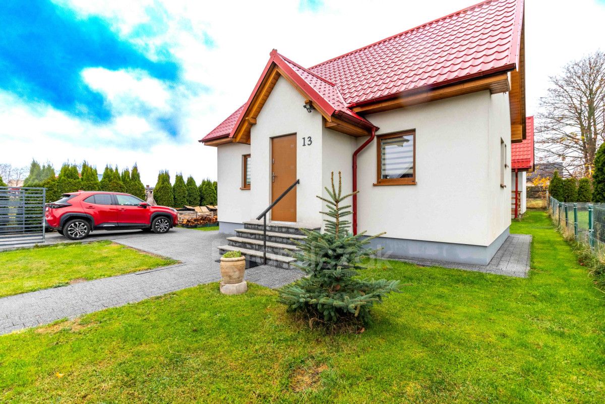 dom wolnostojący, 4 pokoje Łebcz, ul. Pucka. Zdjęcie 2