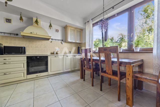 dom szeregowy, 7 pokoi Warszawa Ursynów. Zdjęcie 6