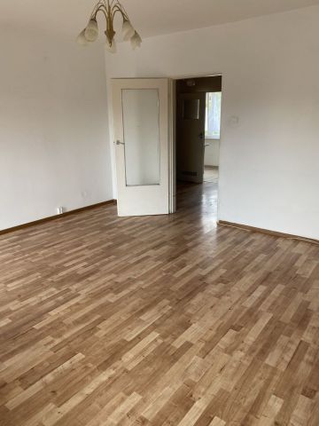 Mieszkanie 3-pokojowe Łask, ul. 9 Maja. Zdjęcie 1