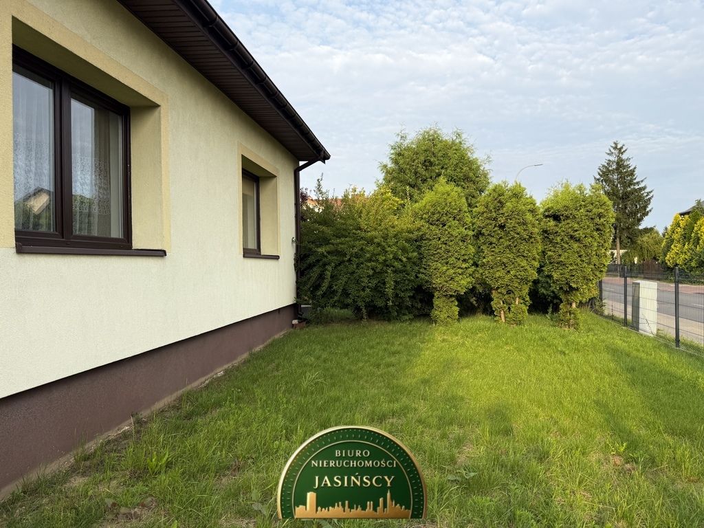 dom wolnostojący, 2 pokoje Ciechanów, ul. Kwiatowa. Zdjęcie 11