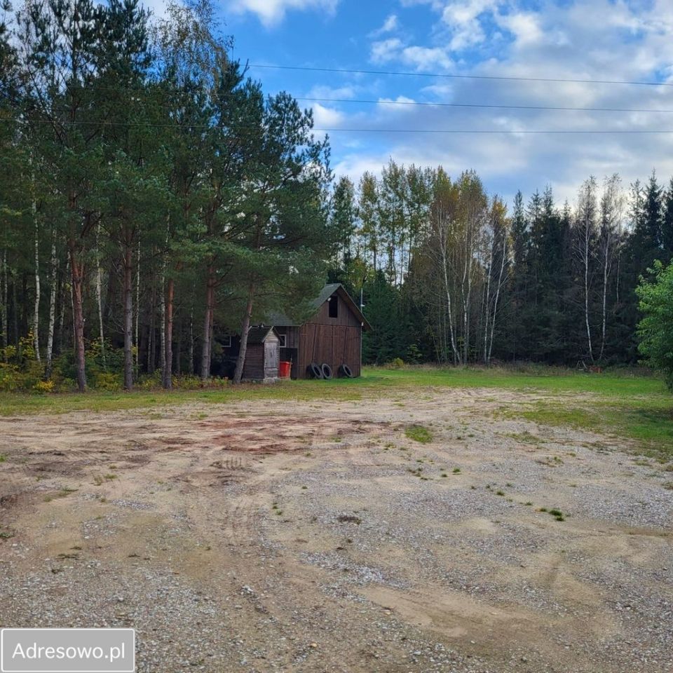 dom wolnostojący, 4 pokoje Pogobie Średnie. Zdjęcie 15