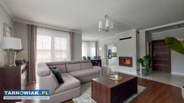 dom wolnostojący, 5 pokoi Łęg Tarnowski Środkowy Łęg. Zdjęcie 1