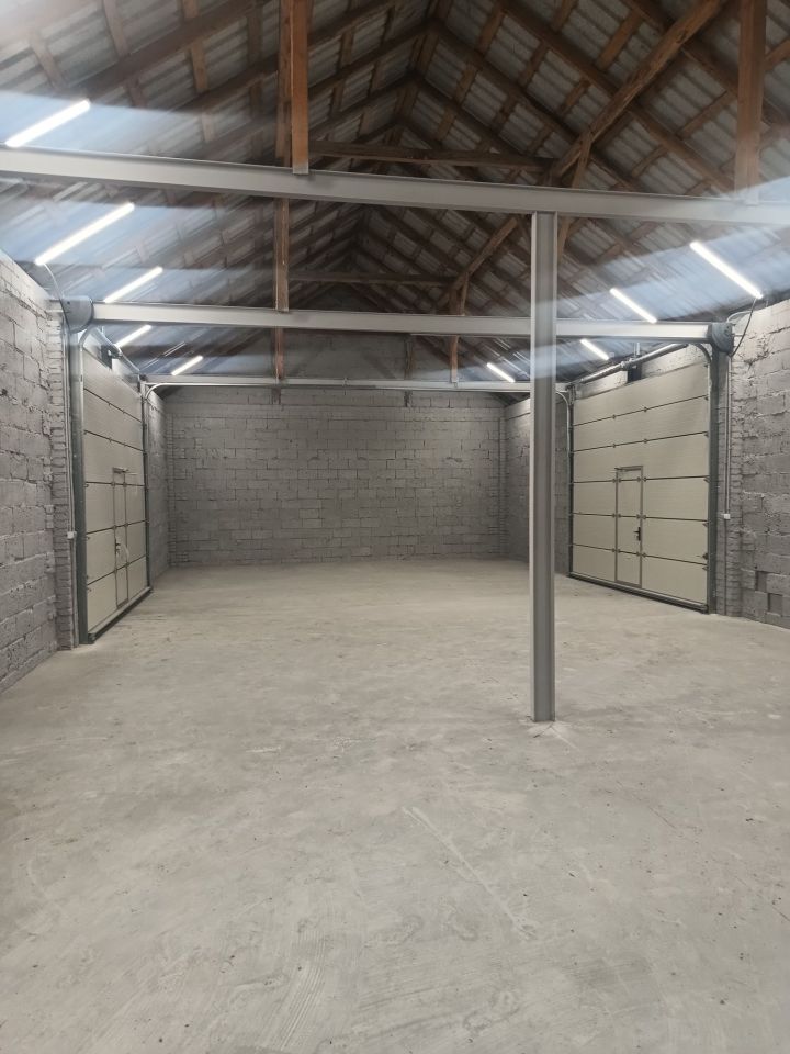 Hala/magazyn Trzcinka. Zdjęcie 2