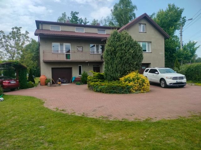 dom wolnostojący Michałów-Reginów. Zdjęcie 1