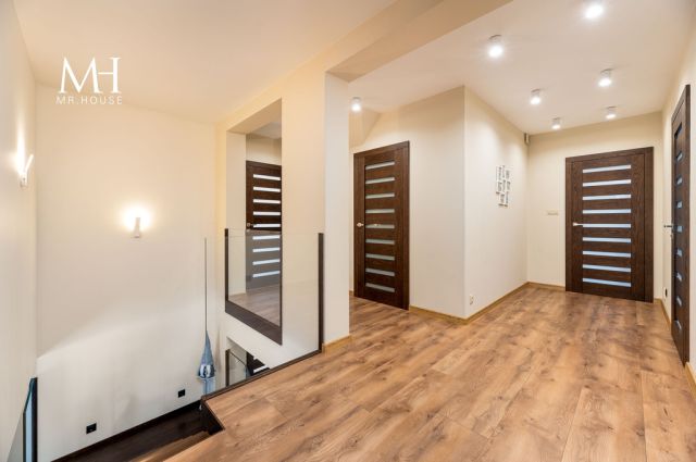 dom wolnostojący, 6 pokoi Łódź. Zdjęcie 10