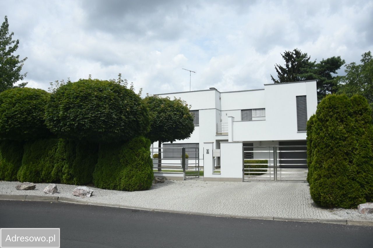 dom wolnostojący, 6 pokoi Poznań Grunwald, ul. Babimojska