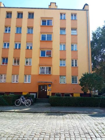 Mieszkanie 3-pokojowe Wołów, ul. Mikołaja Reja. Zdjęcie 1