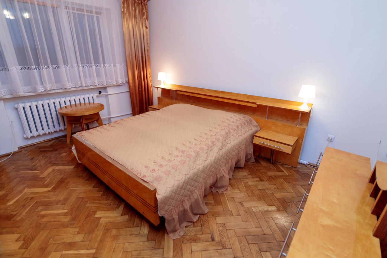 dom wolnostojący, 10 pokoi Polanica-Zdrój Sokołówka, ul. Bolesława Prusa. Zdjęcie 12