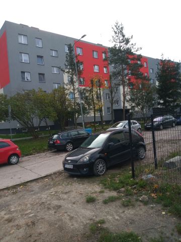 Mieszkanie 3-pokojowe Skarżysko-Kamienna, ul. Powstańców Warszawy. Zdjęcie 1