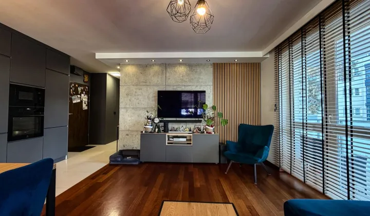 Mieszkanie 3-pokojowe Ząbki, ul. Powstańców