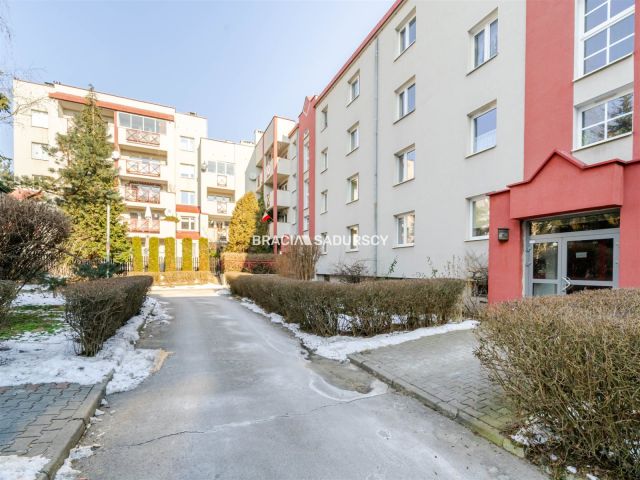 Mieszkanie 3-pokojowe Kraków Czyżyny, ul. Stanisława Skarżyńskiego. Zdjęcie 33