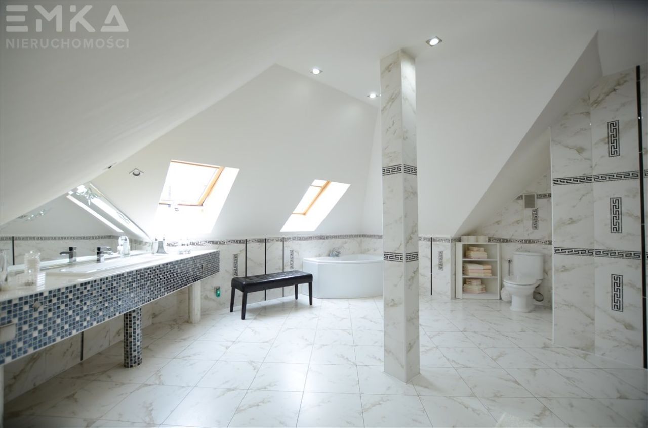 dom wolnostojący, 4 pokoje Świecie, ul. Poziomkowa. Zdjęcie 16