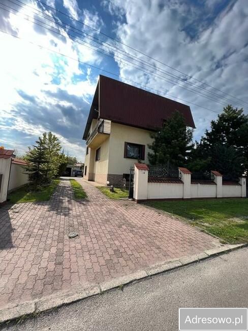 dom wolnostojący, 5 pokoi Częstochowa Stradom, ul. Kossaka. Zdjęcie 15